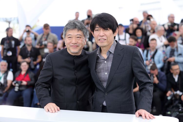 坂元裕二が『怪物』でカンヌ国際映画祭で脚本賞受賞！是枝監督は「脚本の1ページ目に『世界は、生まれ変われるか』という一行を書きました」と述懐