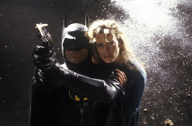『バットマン』でスーツ装着時、マスクのせいでマイケル・キートンは耳が聞こえなかったとか