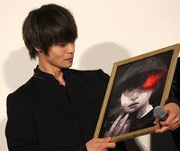 窪田正孝 石田スイから自身モデルのイラストもらい ヤバい 再現度に驚愕 画像2 17 Movie Walker Press