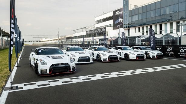 2012年の発売以来、国内外の数々のレースで活躍しているニッサン GT-R NISMO GT3