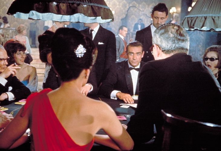 4Kでこそ観たい！作品のエッセンスが込められた「007」シリーズのおしゃれすぎる“タイトル・シークエンス”