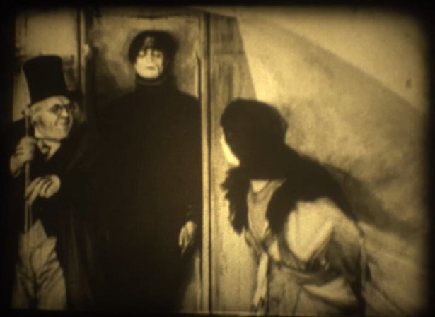 『カリガリ博士』(1920)