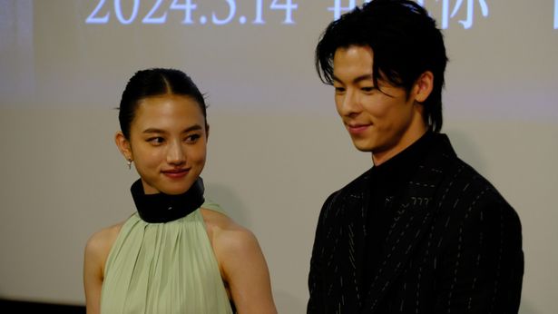 【写真を見る】シュー・グァンハン＆清原果耶も共感？台湾での撮影期間に藤井道人監督を悩ませたことは？