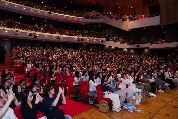 第48回香港国際映画祭のイベントに、現地のファンが殺到