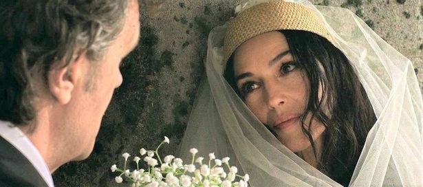 花嫁役はイタリアが誇る大女優モニカ・ベルッチ。クストリッツァにとって、彼女との共演が今回の肝だったとか!?