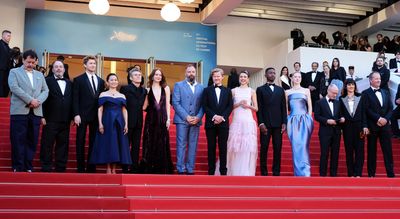 第77回カンヌ国際映画祭で『憐れみの３章』のワールドプレミア上映が開催