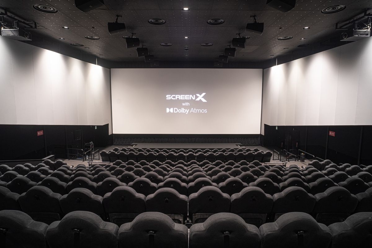 日本初の「ScreenX with Dolby Atmos」がT・ジョイ京都に誕生！270度の画面で圧倒的な没入感を体験｜最新の映画ニュースなら MOVIE WALKER PRESS