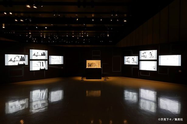 芥見下々「呪術廻戦」展大阪での巡回は2025年4月から開催(写真は東京会場のもの)