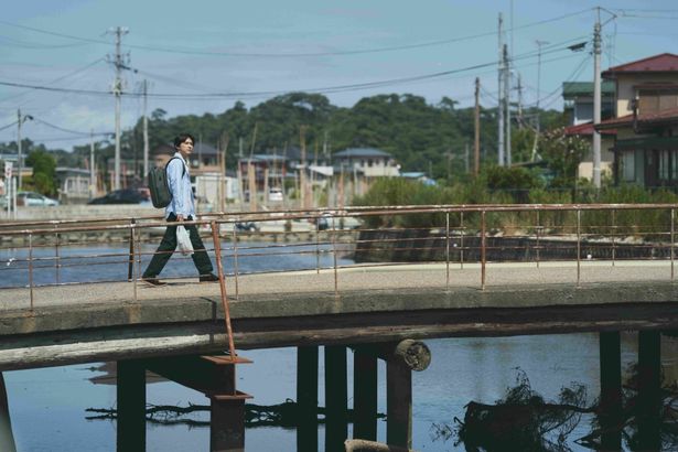 映画自体が“ふたつの世界”の架け橋になっている