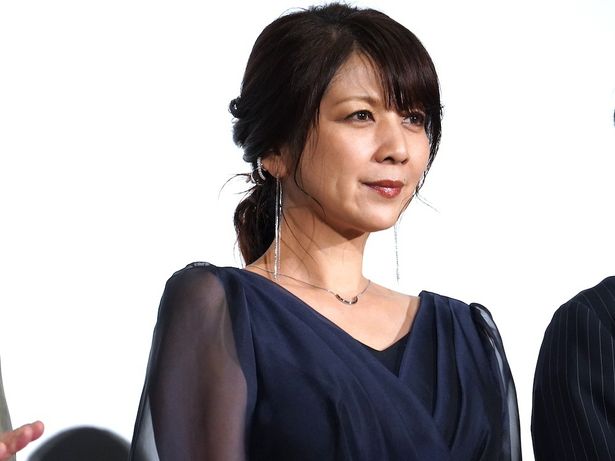 「小沢さんと夫婦です」とニヤニヤ