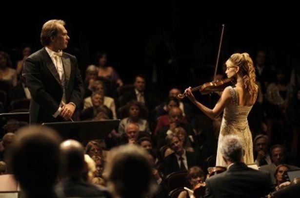 フランスの映画誌Ecranで、 2009年最高の満足度94％をたたき出したという話題作『オーケストラ！』