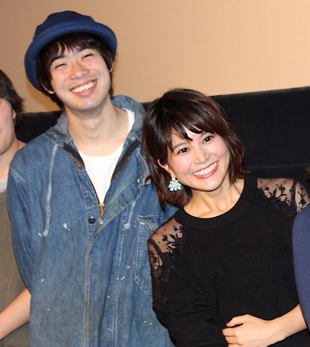 【写真を見る】女優・佐津川愛美、黒猫チェルシーのボーカルでもある渡辺大知も監督として参加