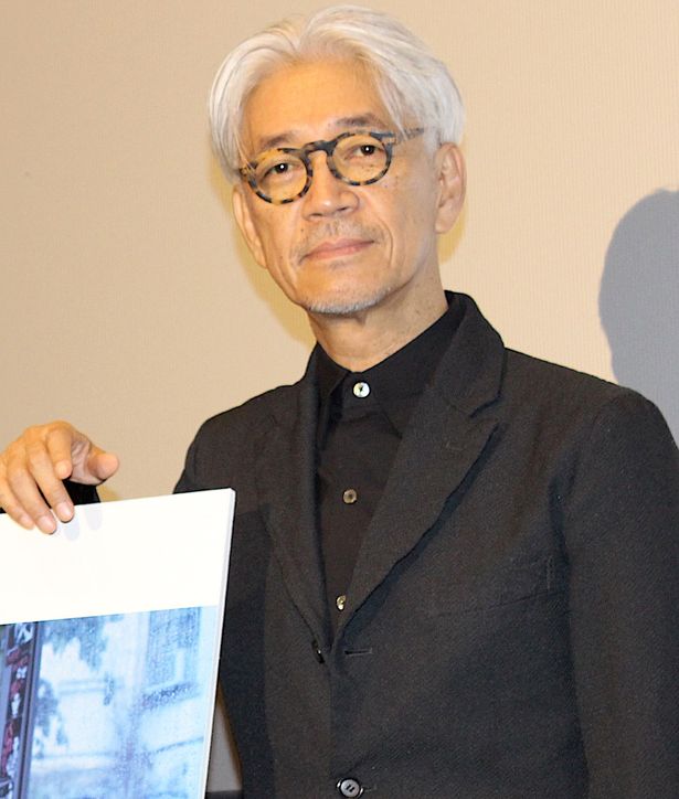 『Ryuichi Sakamoto: CODA』の初日舞台挨拶が行われた