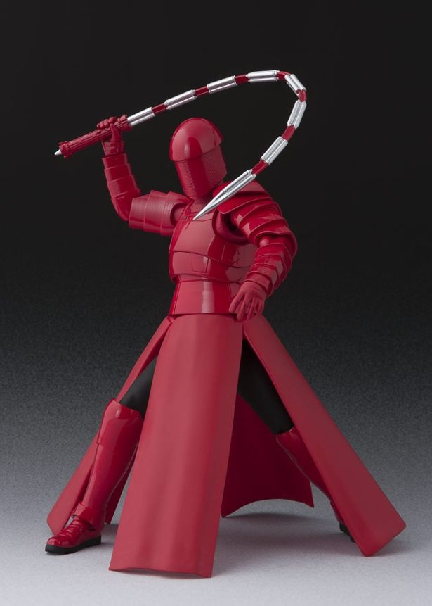 S.H.Figuarts エリート・プレトリアン・ガード(ウィップ スタッフ)の武器は鞭状のもの