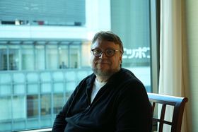 ギレルモ デル トロのサプライズサイン会にファン熱狂 トークショーで2人の偉大な日本人を称える 最新の映画ニュースならmovie Walker Press