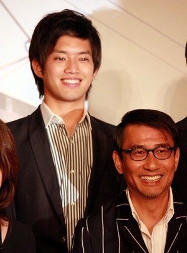 中井貴一が三浦貴大に ファイト一発 最新の映画ニュースならmovie Walker Press
