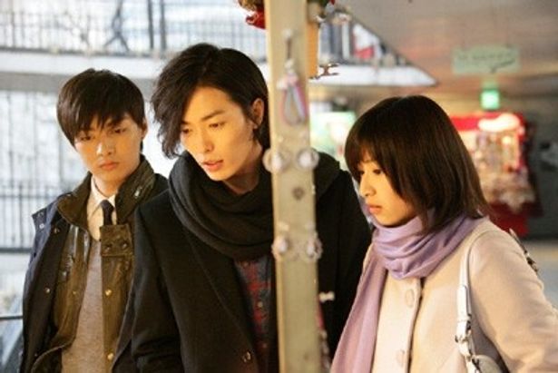 共演した韓国版「花より男子」のキム・ジュン(左)も日本語に挑戦