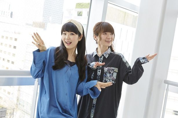 鎧塚みぞれ役の種﨑敦美(写真右)と傘木希美役の東山奈央