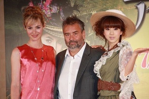 リュック・ベッソンが主演女優ルイーズ・ブルゴワンと来日。ほしのあきも宣伝ミューズとして登壇