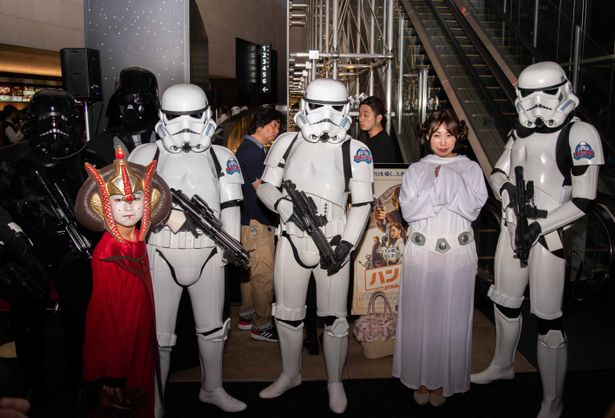 会場内には様々なコスプレが見受けられた