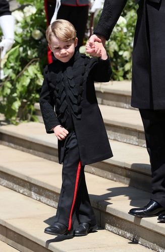瞳がキラキラ！ジョージ王子、5歳の公式写真公開