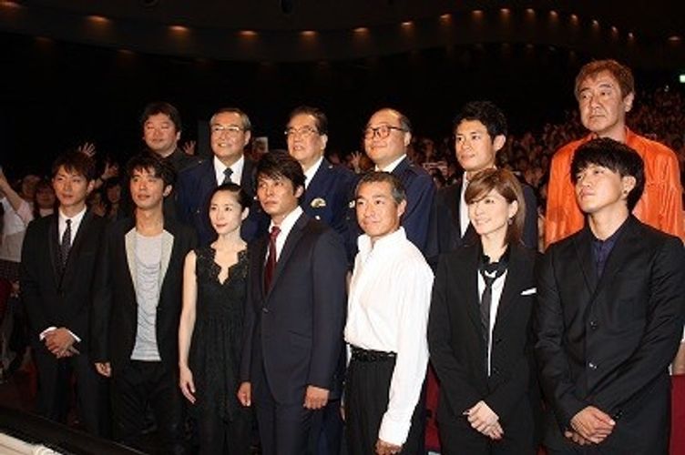 織田裕二、『踊る3』全国生中継の初日舞台挨拶で「和久さんに観てほしい！」