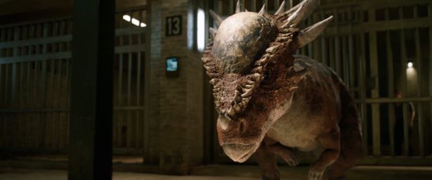 『ジュラシック・ワールド/炎の王国』から注目の新恐竜“スティギー”の映像が到着