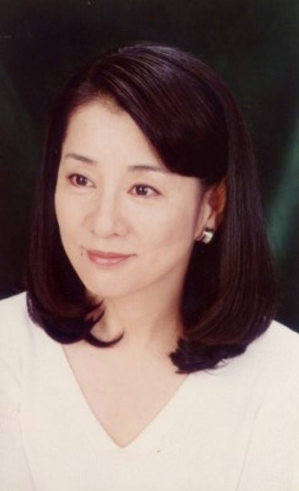 ナレーションとチャプラの母役に日本を代表する大女優の吉永小百合