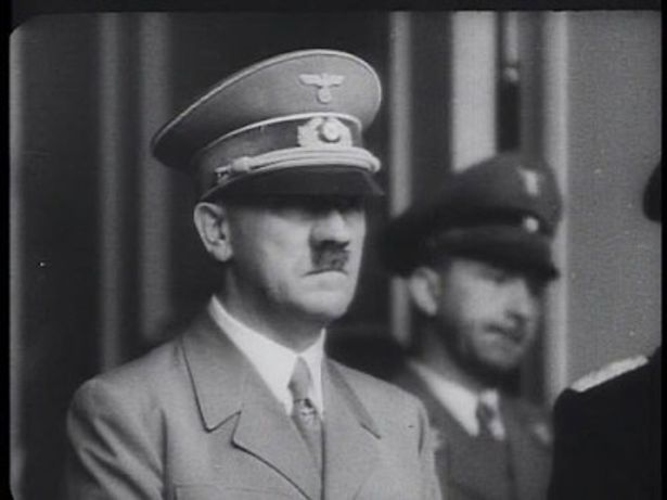 独裁者ヒトラーの動向など、貴重な記録映像満載のドキュメンタリーがスクリーンに登場