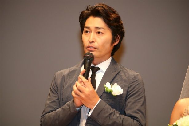 42歳の童貞男・宍戸岩男役の安田顕