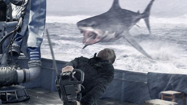 サメ映画好きにはたまらない人気シリーズが4DX版で登場する『シャークネード ラスト・チェーンソー 4DX』
