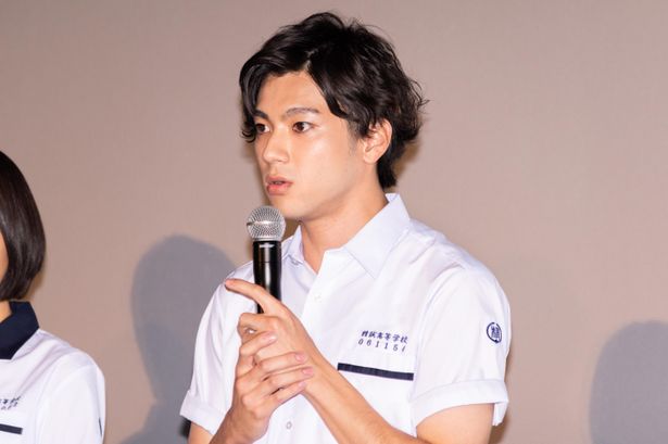主人公・水島浩介役を演じた山田裕貴。この日が28歳の誕生日！
