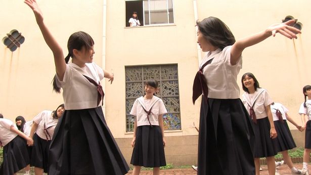 山口県下関市の中高生が作り上げたオリジナルミュージカル映画『隣人のゆくえ』