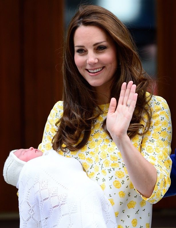 2015年5月、シャーロット王女出産直後の1枚