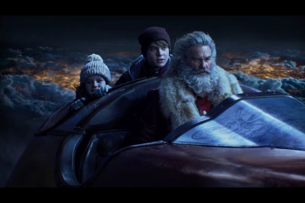 「クリスマス・クロニクル」はカート・ラッセルがサンタクロースを演じるクリス・コロンバス製作のファンタジー