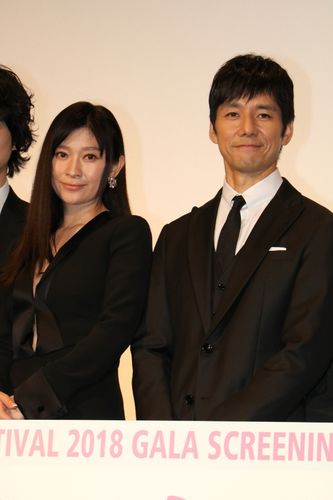 篠原涼子、久しぶりに共演した西島秀俊に「すごく色気がムンムン」