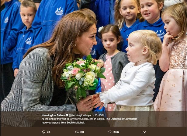 【写真を見る】英国ブランドの多いキャサリン妃、珍しくお手軽カナダブランドで登場