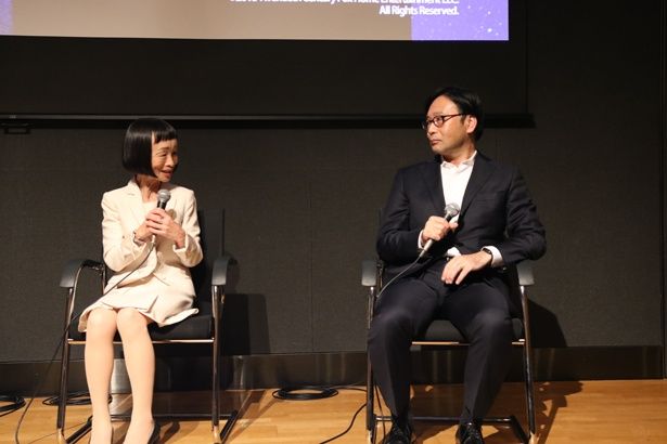 【写真を見る】芸能事務所に所属したばかりだと明かした竹原芳子。芸名はなんと「どんぐり」に決定したと発表すると会場からがどよめきが！