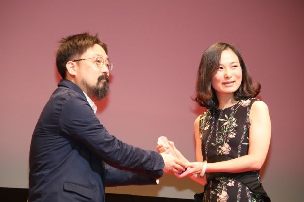 アジアの未来作品賞を受賞した『はじめての別れ』のリナ・ワン監督