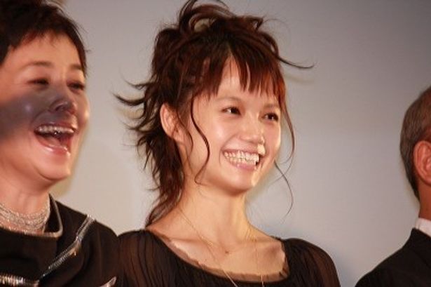 宮崎あおいと大竹しのぶに桐谷健太が いい女に年は関係なし 画像6 11 Movie Walker Press