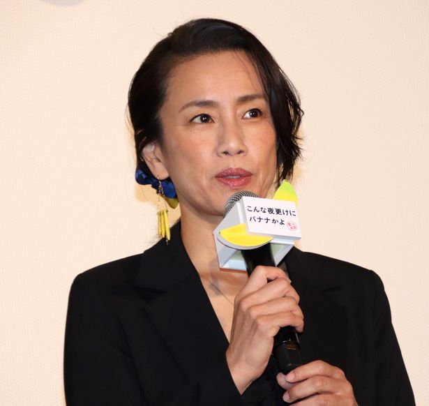 舞台挨拶に登壇した渡辺真起子