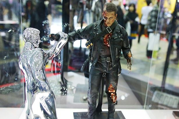 T-1000対T-800の戦いを再現！