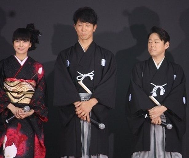 左から、柴咲コウ、佐々木蔵之介、阿部サダヲ