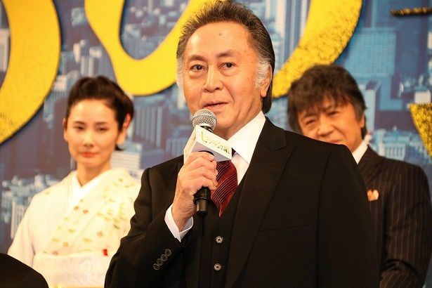 徳山郁夫役の北大路欣也