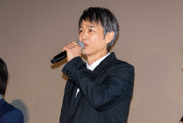 時任三郎は「カメラを通して神木くんを見ると輝いて見える」と語った