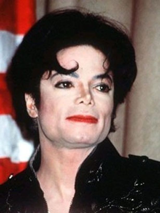 【写真】母親キャサリンが、マイケルが顔の美容外科手術にとりつかれていた事実を明らかにした