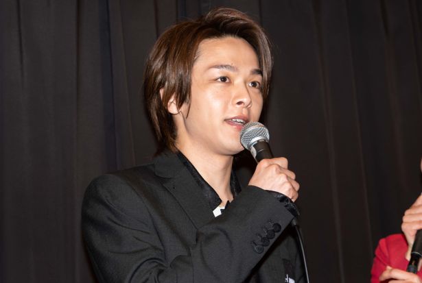 中村倫也、舞台挨拶で突然の“育活”宣言！