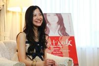 吉高由里子が1人3役に挑戦したぶっ飛びドラマ「豆腐姉妹」とは？(画像1/6) | 最新の映画ニュースならMOVIE WALKER PRESS