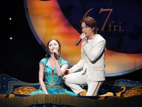 名曲 ホール ニュー ワールド と共に魔法の絨毯が舞う 実写映画 アラジン から最新映像 最新の映画ニュースならmovie Walker Press