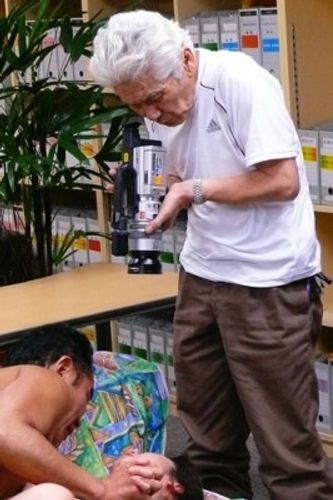 72歳の現役AV監督ヨヨチュウに密着したドキュメンタリーが登場